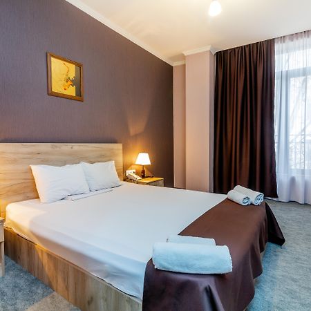 Hotel Marlyn 트빌리시 외부 사진