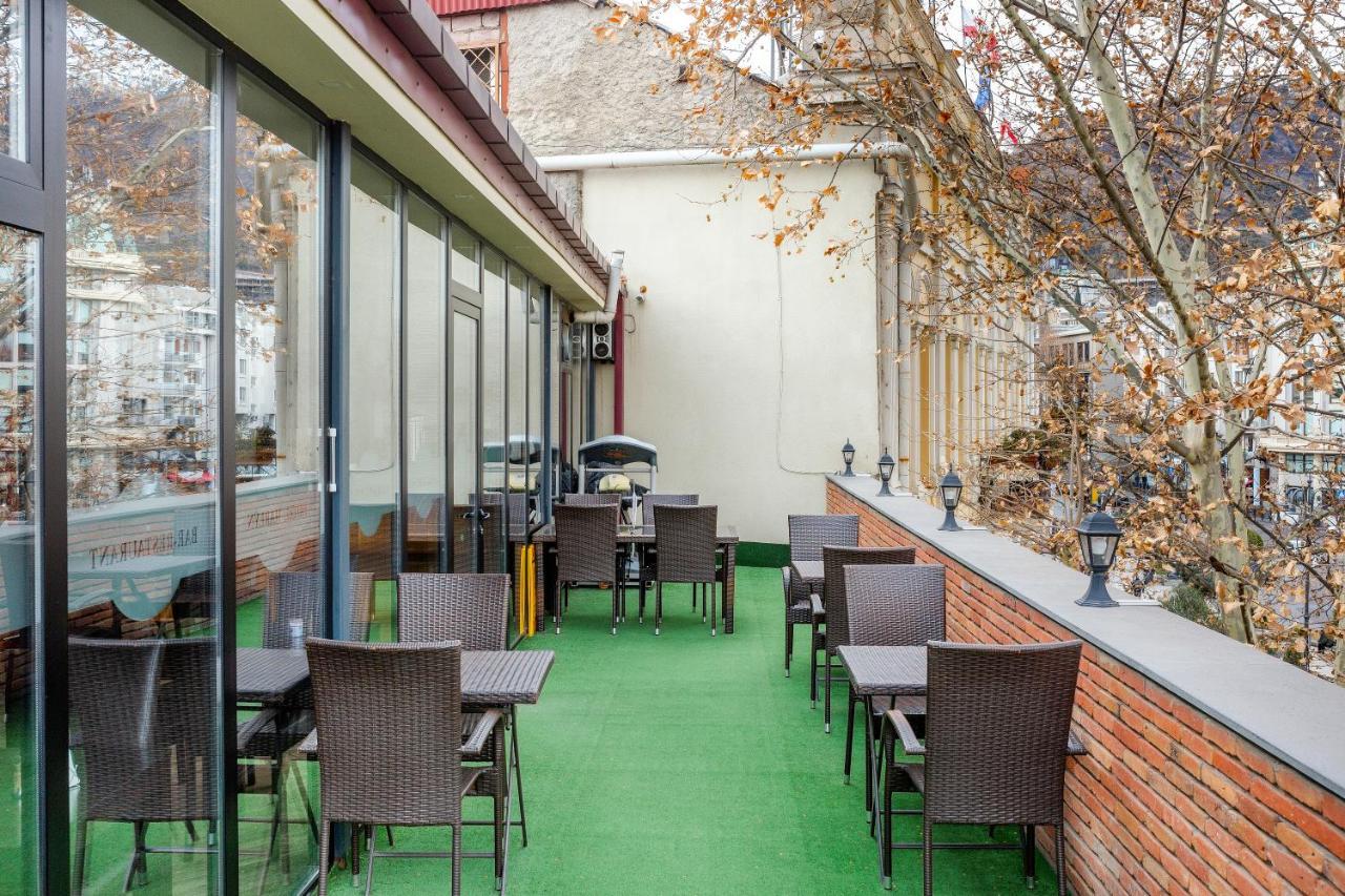 Hotel Marlyn 트빌리시 외부 사진